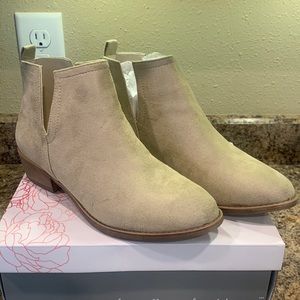 NWT Beige Bootie